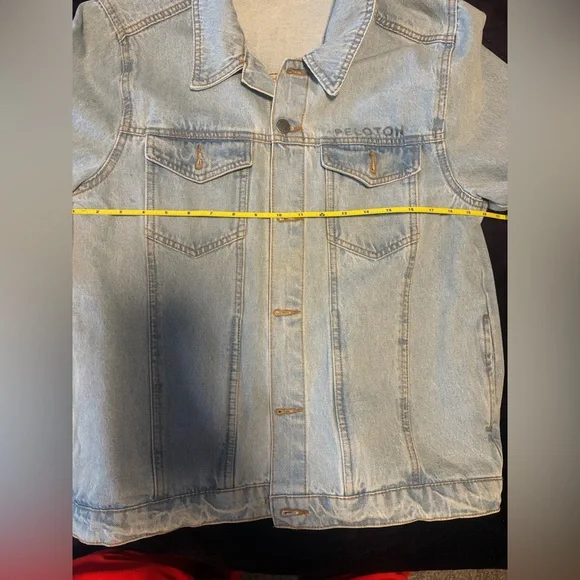Peloton Women's Light Blue Jean Jacket NWOT host pick - Picture 7 of 8